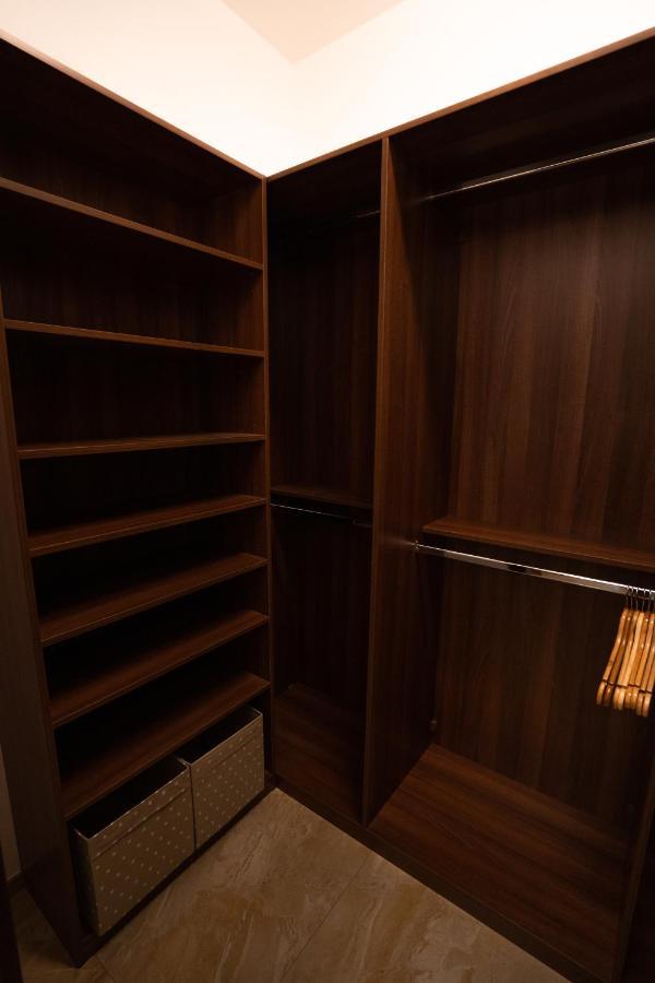 Black Field Apartment Brno Bagian luar foto